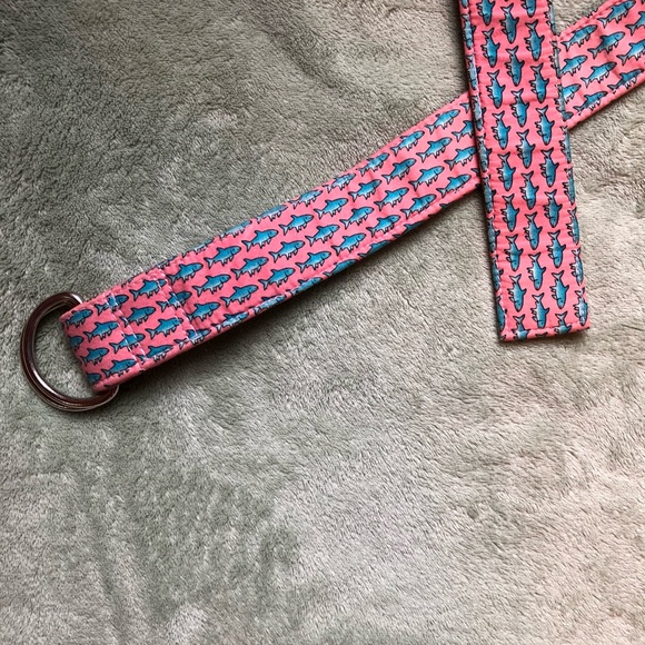 Vineyard Vines Accessories - Vineyard Vines shark belt